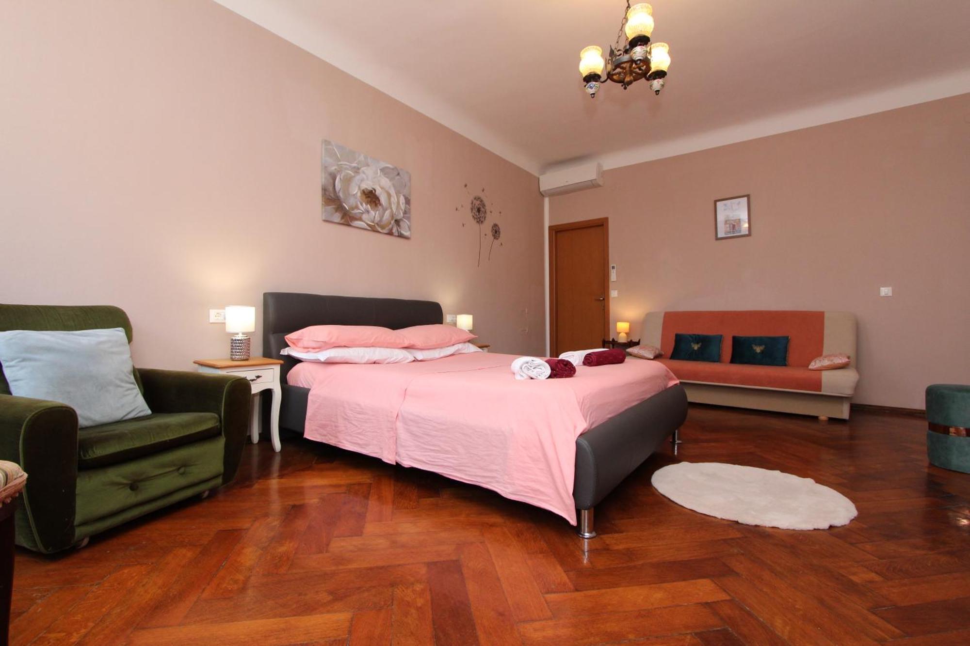 Guest House Barocco Rovinj Eksteriør bilde